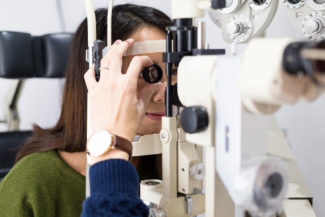 LASIK Vs ICL: Which Vision Surgery Is Right For You?